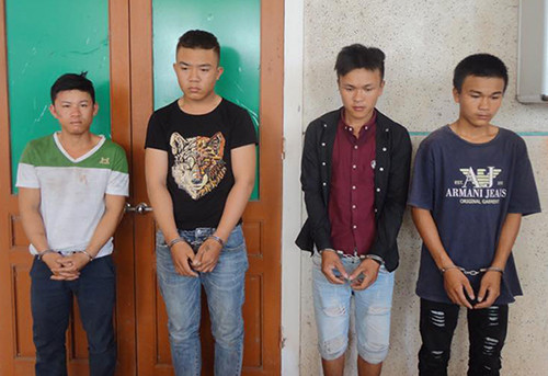 Băng cướp lao từ lùm cây ra quốc lộ, dí kiếm vào tài xế ảnh 3