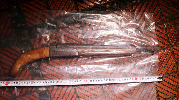 Súng quân dụng cướp cò, nam thanh niên trọng thương ảnh 1