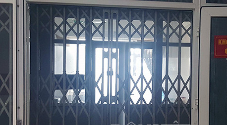 Cận cảnh nơi 2 phạm nhân bỏ trốn khi đang điều trị ở bệnh viện ảnh 2