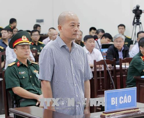 Tòa án Quân sự đang xét xử 'Út trọc' Đinh Ngọc Hệ ảnh 1