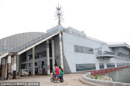 Các dấu hiệu hư hỏng, đổ nát đã xuất hiện trên dự án đắt đỏ