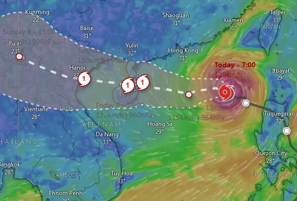 Dự báo của ECMWF khá khác biệt so với các mô hình khác khi cho rằng bão đổ bộ vào Nam Định. Ảnh: Windy. Dự báo của ECMWF khá khác biệt so với các mô hình khác khi cho rằng bão đổ bộ vào Nam Định. Ảnh: Windy.