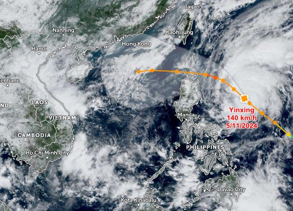 Vị trí hiện tại và đường đi dự báo của bão Yinxing, theo JTWC. Ảnh: Zoom Earth, JMA, JTWC. Vị trí hiện tại và đường đi dự báo của bão Yinxing, theo JTWC. Ảnh: Zoom Earth, JMA, JTWC.
