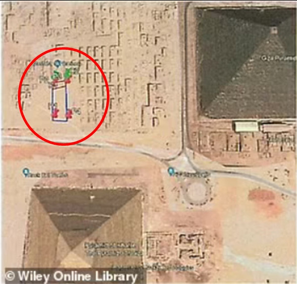 Công trình này được phát hiện ra ở một "vùng trống", bên trên chỉ là mặt đất phẳng với cát chứ không có gì cả. Ảnh: Wiley Online Library. Công trình này được phát hiện ra ở một "vùng trống", bên trên chỉ là mặt đất phẳng với cát chứ không có gì cả. Ảnh: Wiley Online Library.