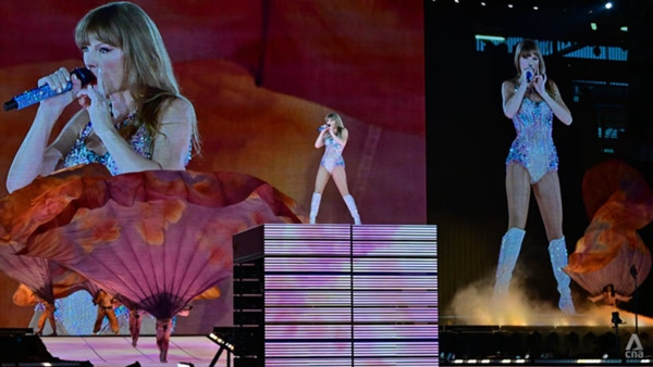 Taylor Swift biểu diễn ở Singapore. Ảnh: Gaya Chandramohan/ CNA. Taylor Swift biểu diễn ở Singapore. Ảnh: Gaya Chandramohan/ CNA.