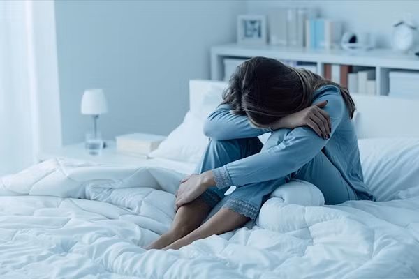 Cô Li không ăn không uống, thậm chí không cử động. Ảnh minh họa: Freepik.