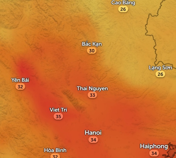 Không khí lạnh khiến nhiệt độ ở một số tỉnh thành Đông Bắc Bắc Bộ giảm nhanh vào đêm 30/4, rạng sáng 1/5. Ảnh: Zoom Earth, OpenStreetMap.
