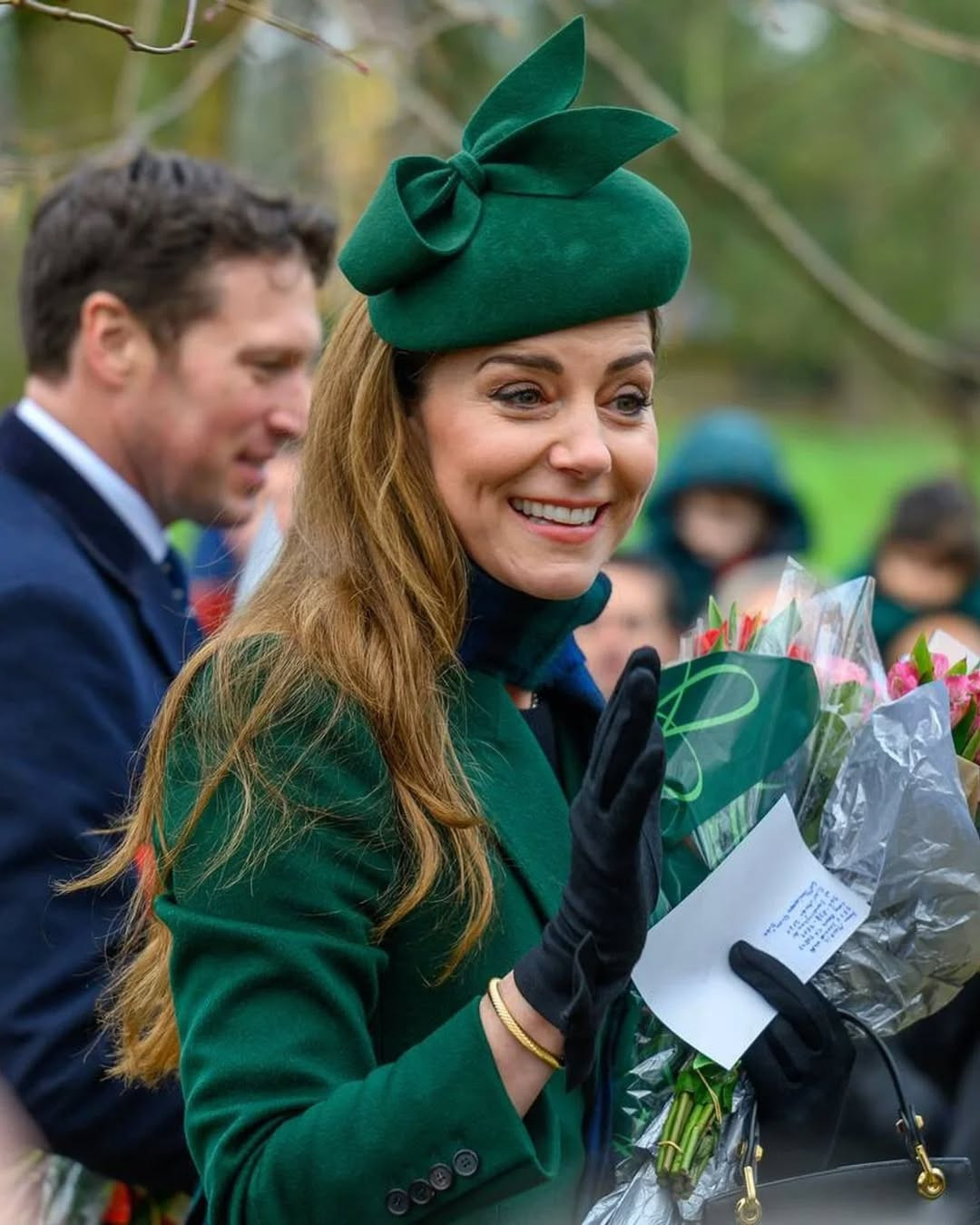 Nhiều netizen nhận xét trông Kate kém trẻ trung trong những hình ảnh này. Ảnh: Instagram. Nhiều netizen nhận xét trông Kate kém trẻ trung trong những hình ảnh này. Ảnh: Instagram.