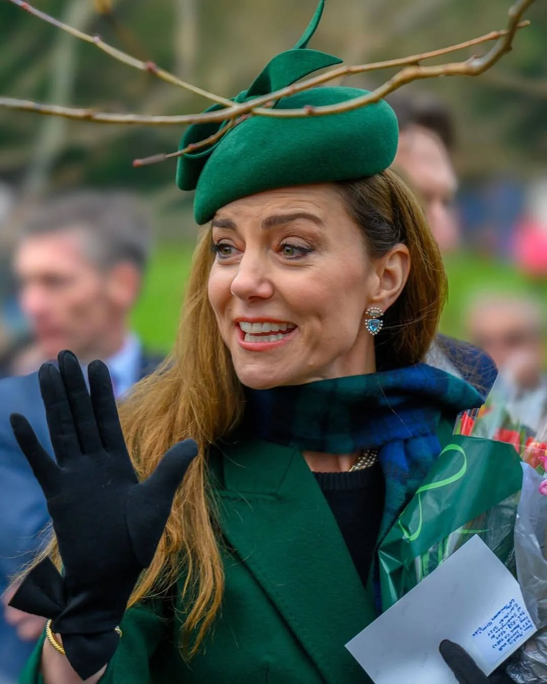 Nhiều netizen nhận xét trông Kate kém trẻ trung trong những hình ảnh này. Ảnh: Instagram. Nhiều netizen nhận xét trông Kate kém trẻ trung trong những hình ảnh này. Ảnh: Instagram.