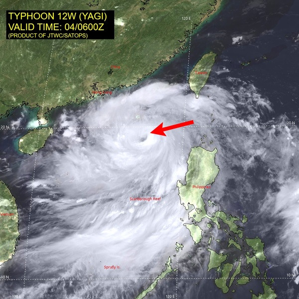 Mắt bão đã khá rõ ràng. Ảnh: JTWC. Mắt bão đã khá rõ ràng. Ảnh: JTWC.