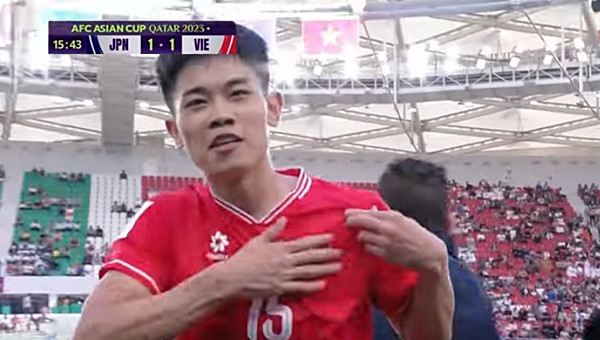 Đình Bắc ghi bàn thắng tuyệt đẹp cho ĐT Việt Nam. Ảnh: FPT Play. Đình Bắc ghi bàn thắng tuyệt đẹp cho ĐT Việt Nam. Ảnh: FPT Play.