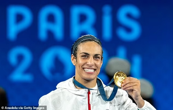 Imane Khelif giành Huy chương Vàng ở Olympics Paris. Ảnh: Anadolu via Getty. Imane Khelif giành Huy chương Vàng ở Olympics Paris. Ảnh: Anadolu via Getty.