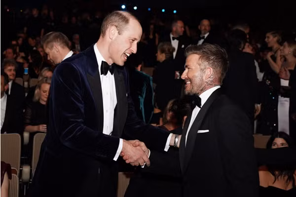 Hoàng tử William và danh thủ David Beckham trong một sự kiện hồi giữa tháng 2. Ảnh: POOL/ AFP via Getty Images.
