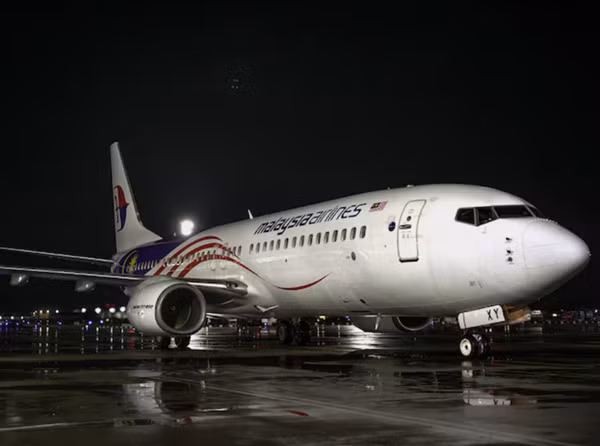 Chuyến bay mang số hiệu MH199 của Malaysia Airlines phải hạ cánh khẩn cấp vì gặp sự cố động cơ. Ảnh minh họa: PTI. Chuyến bay mang số hiệu MH199 của Malaysia Airlines phải hạ cánh khẩn cấp vì gặp sự cố động cơ. Ảnh minh họa: PTI.