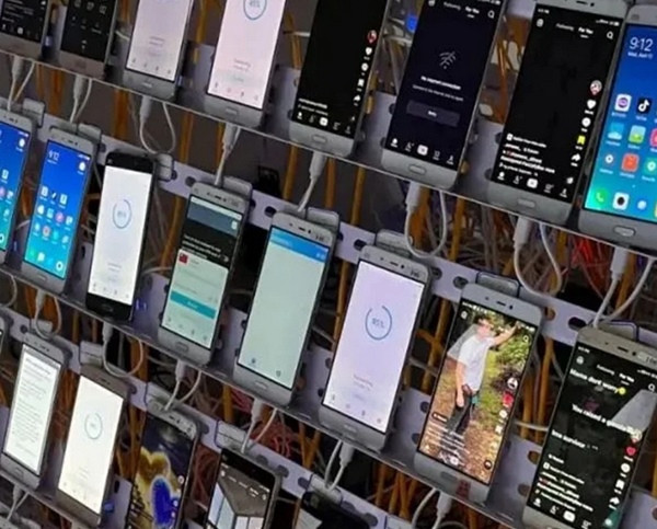 Khi nghề sáng tạo nội dung có vẻ kiếm được nhiều tiền thì có người bắt đầu tìm cách gian lận. Ảnh minh họa: Shutterstock. Khi nghề sáng tạo nội dung có vẻ kiếm được nhiều tiền thì có người bắt đầu tìm cách gian lận. Ảnh minh họa: Shutterstock.