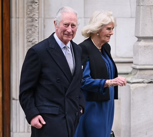 Vua Charles III rời bệnh viện vào tuần trước sau khi điều trị chứng phì đại tuyến tiền liệt. Ảnh: WireImage. Vua Charles III rời bệnh viện vào tuần trước sau khi điều trị chứng phì đại tuyến tiền liệt. Ảnh: WireImage.