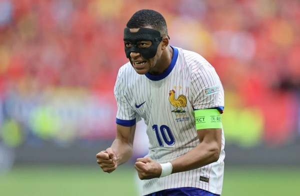 Phạm dự đoán rằng ĐT Pháp sẽ có mặt trong trận Chung kết EURO 2024. Ảnh: James Baylis/ AMA Sports.