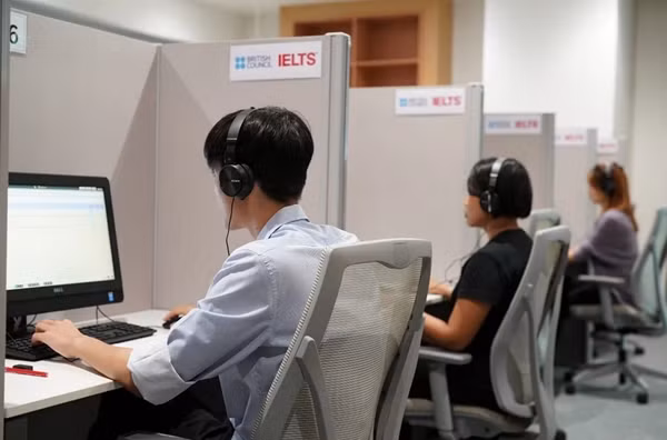 Thi IELTS ở Thái Lan. Ảnh: ThaiPR. Thi IELTS ở Thái Lan. Ảnh: ThaiPR.
