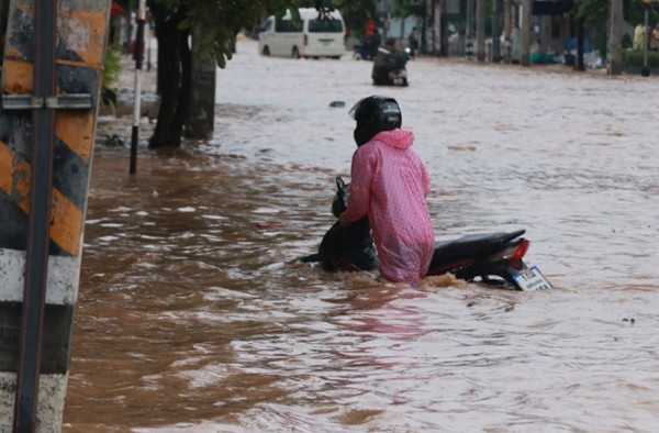 Ngập lụt ở Chiang Mai (Thái Lan) cuối tháng 9. Ảnh: Văn phòng Quan hệ Công chúng Chiang Mai.