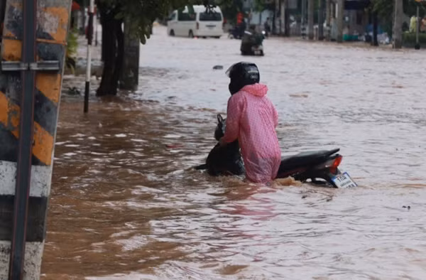 Ngập lụt ở Chiang Mai (Thái Lan) cuối tháng 9. Ảnh: Văn phòng Quan hệ Công chúng Chiang Mai.