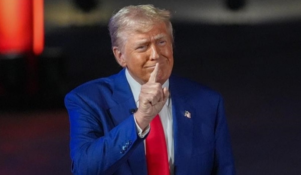 Tổng thống đắc cử Donald Trump gần như luôn mặc suit. Ảnh: AA. Tổng thống đắc cử Donald Trump gần như luôn mặc suit. Ảnh: AA.