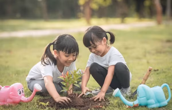 Niềm tin ở phương Đông hay phương Tây đều nói đến việc "gieo gì gặt nấy". Ảnh minh họa: Freepik.