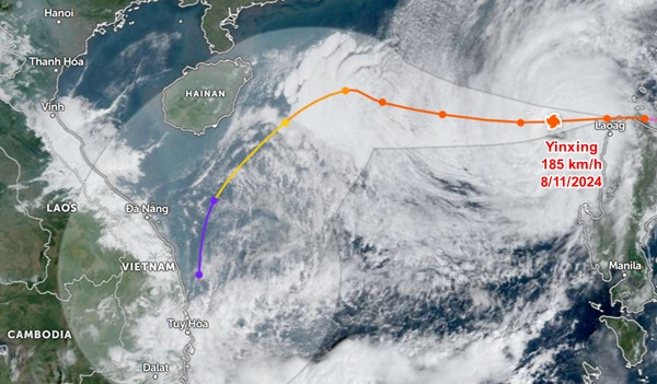 Vị trí hiện tại và đường đi dự báo của bão Yinxing, theo JTWC. Ảnh: Zoom Earth, JMA, JTWC. Vị trí hiện tại và đường đi dự báo của bão Yinxing, theo JTWC. Ảnh: Zoom Earth, JMA, JTWC.