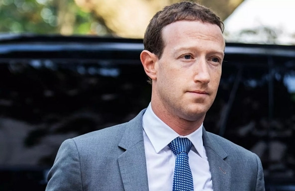 Với Mark Zuckerberg, số tiền bị thiệt hại có lẽ cũng chưa thấm vào đâu. Ảnh: Tom Williams/ CQ-Roll Call, Inc via Getty Images. Với Mark Zuckerberg, số tiền bị thiệt hại có lẽ cũng chưa thấm vào đâu. Ảnh: Tom Williams/ CQ-Roll Call, Inc via Getty Images.