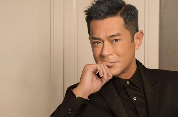 Diễn viên Cổ Thiên Lạc bảo dưỡng ngoại hình tốt, dù anh đã hơn 50 tuổi nhưng nếu nói là 33 tuổi hẳn vẫn nhiều người tin. Ảnh: Instagram. Diễn viên Cổ Thiên Lạc bảo dưỡng ngoại hình tốt, dù anh đã hơn 50 tuổi nhưng nếu nói là 33 tuổi hẳn vẫn nhiều người tin. Ảnh: Instagram.