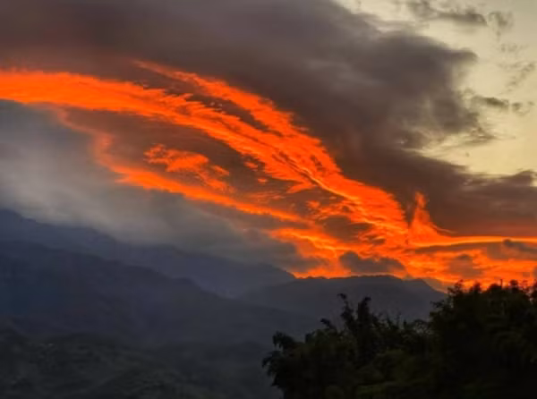 Mây ở Sapa chiều 19/9. Ảnh: Facebook.