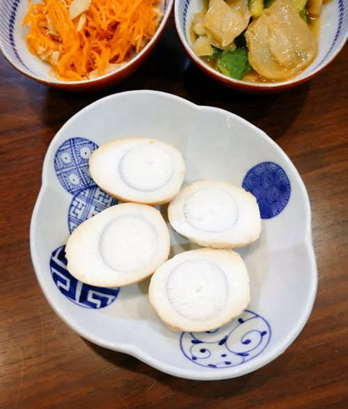 Làm thế nào thì lòng đỏ trứng vẫn không đổi màu. Ảnh: Tsudajunko. Làm thế nào thì lòng đỏ trứng vẫn không đổi màu. Ảnh: Tsudajunko.