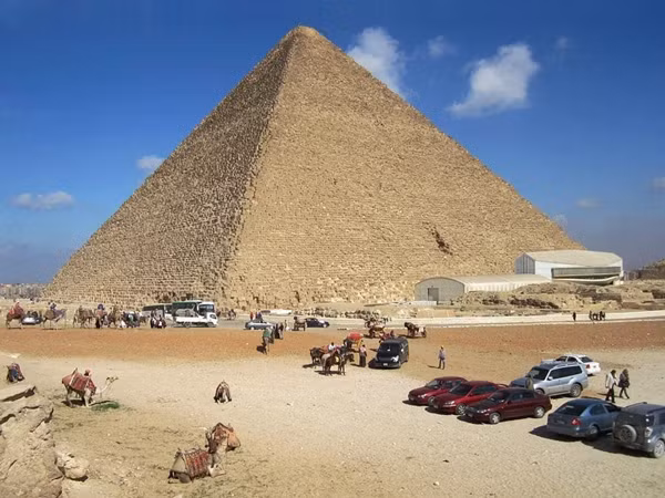Đại Kim Tự Tháp Giza. Ảnh: David Stanley (CC BY). Đại Kim Tự Tháp Giza. Ảnh: David Stanley (CC BY).