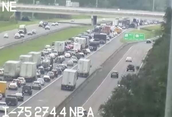 Nhiều người dân ở bang Florida (Mỹ) đã đi sơ tán để tránh siêu bão Milton. Ảnh: BirdingPeepWx.