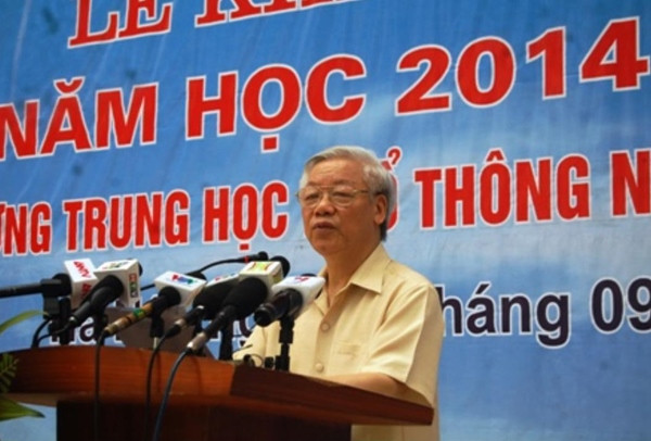 Tổng Bí thư phát biểu tại Lễ Khai giảng năm học 2014-2015 ở trường THPT Nguyễn Gia Thiều. Ảnh: THPT Nguyễn Gia Thiều Tổng Bí thư phát biểu tại Lễ Khai giảng năm học 2014-2015 ở trường THPT Nguyễn Gia Thiều. Ảnh: THPT Nguyễn Gia Thiều