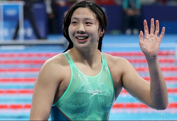 Bộ trang phục của Qianting khi bình thường thì trông rất ổn. Ảnh: Getty. Bộ trang phục của Qianting khi bình thường thì trông rất ổn. Ảnh: Getty.