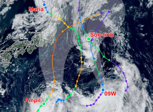 Đường đi của bão và áp thấp nhiệt đới chồng chéo nhau ở gần Nhật Bản. Ảnh: Zoom Earth, JMA. Đường đi của bão và áp thấp nhiệt đới chồng chéo nhau ở gần Nhật Bản. Ảnh: Zoom Earth, JMA.