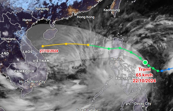 Vị trí hiện tại và đường đi dự báo của bão Trà Mi. Ảnh: Zoom Earth, JMA, JTWC.