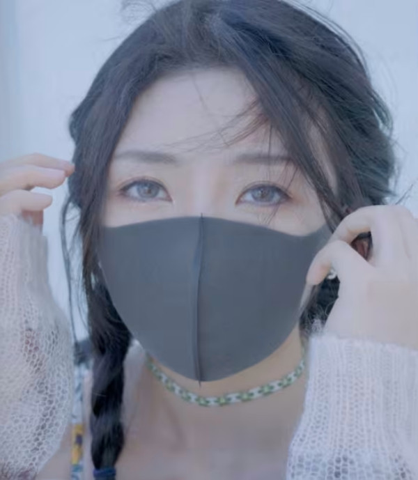 "Nữ thần khẩu trang". Ảnh: Today Online. "Nữ thần khẩu trang". Ảnh: Today Online.