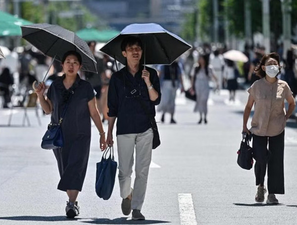 Nhiều nơi ở châu Á đang có nắng nóng gay gắt. Ảnh: AFP. Nhiều nơi ở châu Á đang có nắng nóng gay gắt. Ảnh: AFP.