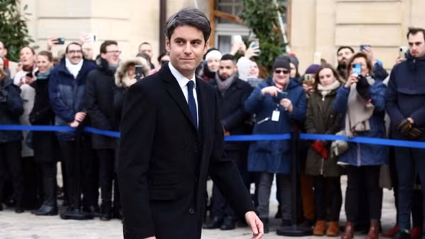 Tân Thủ tướng Pháp Gabriel Attal ở Paris vào ngày 9/1. Ảnh: Stéphanie Lecocq/ Reuters.
