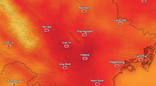 Nhiệt độ cảm nhận thực tế ngoài trời ở một số tỉnh thành miền Bắc vào chiều thứ Bảy, 11/5. Ảnh: Zoom Earth, OpenStreetMap.