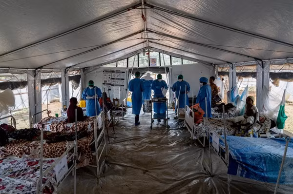Ở Congo đã có một số lần bùng phát những căn bệnh nguy hiểm, theo New York Post. Ảnh: GLODY MURHABAZI/ AFP via Getty Images.