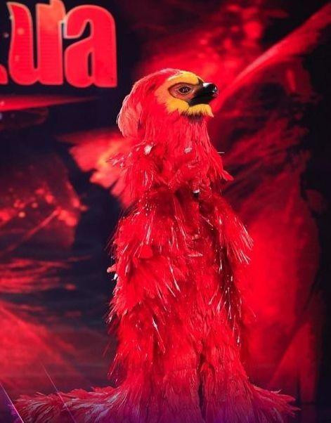 Nhiều khán giả cho rằng Phượng hoàng lửa không ai khác chính là diva Hà Trần Nhiều khán giả cho rằng Phượng hoàng lửa không ai khác chính là diva Hà Trần