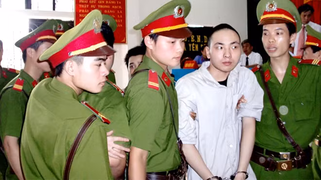  Nguyễn Anh Tú chuyên lừa bán các cô gái sang các nhà chứa Trung Quốc đã bị bắt giữ