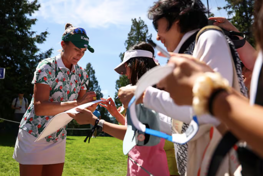 Lexi Thompson được nhiều người yêu mến Lexi Thompson được nhiều người yêu mến