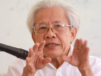 Giáo sư Hồ Ngọc Đại 