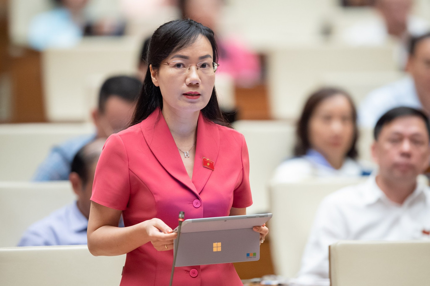 ĐBQH Đỗ Thị Việt Hà (Đoàn Bắc Giang). (Ảnh: Như Ý)