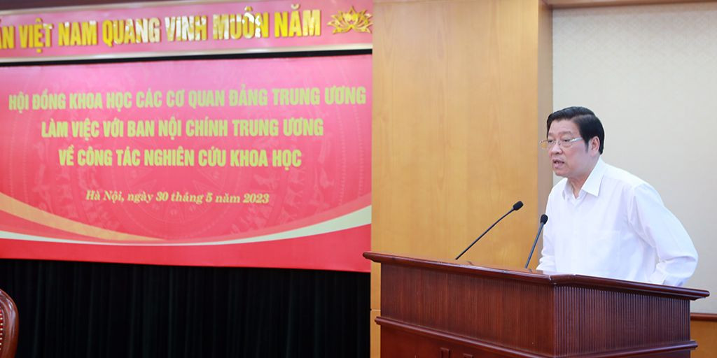 Ông Phan Đình Trạc, Trưởng Ban Nội chính Trung ương phát biểu tại buổi làm việc. Ảnh: BNC Ông Phan Đình Trạc, Trưởng Ban Nội chính Trung ương phát biểu tại buổi làm việc. Ảnh: BNC