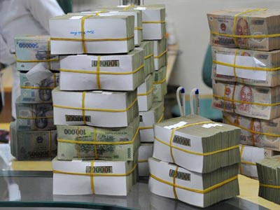 Với đà này, mục tiêu tăng trưởng tín dụng cả năm từ 8% - 10% không còn quá khó đối với ngành ngân hàng?