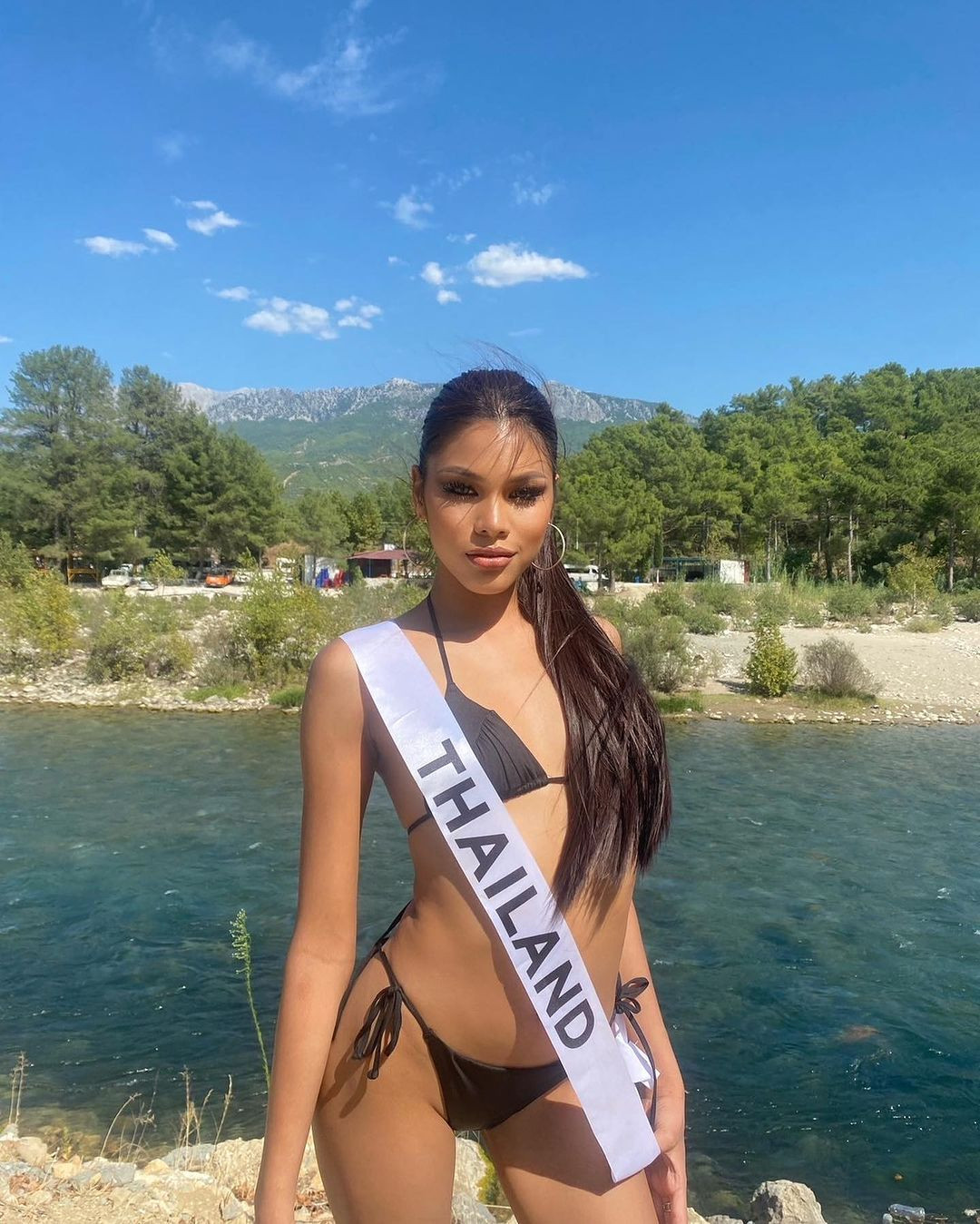 Lần đầu thi sắc đẹp nhưng Ketwalee Phobdee gây chú ý với thần thái sang trọng và kỹ năng trình diễn uyển chuyển, chuyên nghiệp không thua kém dàn thí sinh kỳ cựu.